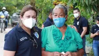 Funcionarios policiales se solidarizan con familiares de la Clase II Azucena (Q.D.D.G)