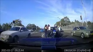 Road Rage 169 - Disagreement between biker and driver becomes animated