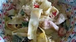 Nice & easy supper - creamy chicken pesto....yummy that's how I roll in my crib 😛