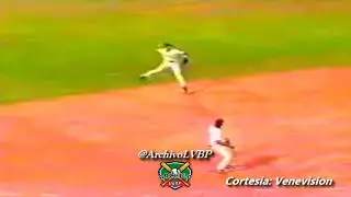 Jugada Legendaria de OMAR VIZQUEL LVBP Final 93-94 Leones del Caracas vs Navegantes del Magallanes