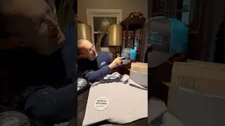 Мне кто-то прислал посылку по почте #бассейн #распаковкапосылки #шорты