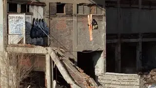 DETROIT!!  INSANE URBAN DECAY SKI SEGMENT WITH KARL FOSTVEDT FULL LENTH FEATURE