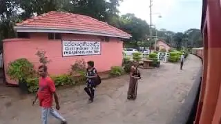 Peradeniya (පේරාදෙණිය ) Railway Station - A beautiful & Oldest Railway Station in Sri Lanka