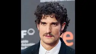 Oumy, la fille de Louis Garrel et Valeria Bruni-Tedeschi, se fait remarquer avec son p&egrave;re face &agrave; des
