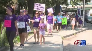 Nurses Union Holds Informational Picket
