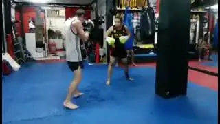 Sparring. Steve Grandeza and England Muay Thai Fighter