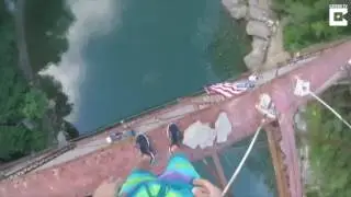 Daredevil Jumps Off 105ft Bridge
