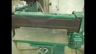 Hauteur de table appropri&eacute;e pour les ponceuses de chant