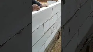 Keep Every Block Aligned with the String Line!