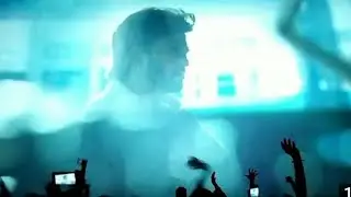 annaatthe  mass fight scene theatre response