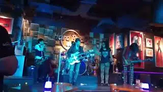 CABE IJO feat BUMBLEFOOT - HIGHWAY TO HELL (COVER)  @HARDROCK CAFE PATTAYA, THAILAND