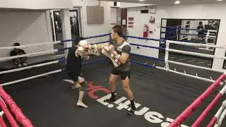 Ian Harold Muay Thai mitss