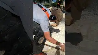 Chainsaw Carving a Lumberjack - Chainsaw Only #shorts
