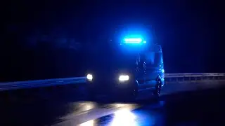 [Flugzeugabsturz] 2x KTW Welfen Ambulanz Braunschweig auf Einsatzfahrt
