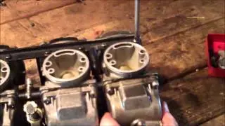 How to split a rack of motorcycle carburetors