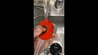 Red Disc Seal Leak Test, Leak Test Under Constant Stream of Water