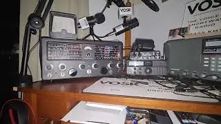 China Radio International's Roundtable on 9415 kHz: Hallicrafters SX-71 W/K-480WLA Ant.;R-47 speaker