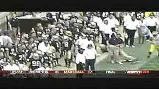 Charlie Weis Tears his ACL