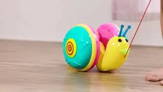 Intelliskills Premium Jumbo Pull Along Snail Toy