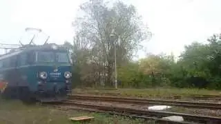 ET22-1017 i ET22-1088 opuszczają Kielce + prace torowe