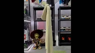 TNF hoodie cream