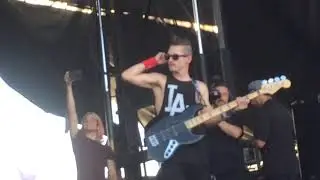 Mikey Way with Waterparks - Warped Tour (Pomona, CA 06-21-18)