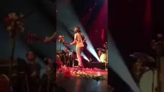 Jett Rebel *Lucky Boy* (Don't Die On Me Now)  and band in Tivoli 13-4-17 Superpoptour