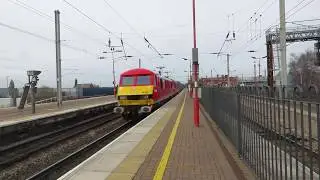 Class 90028 & 90040 - Db Cargo - At Speed - Wigan North Western - 19.02.2019
