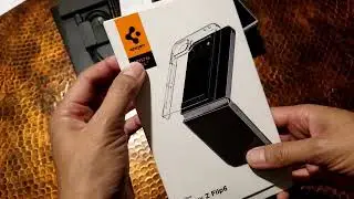 Unboxing the Spigen Clear Case for the Samsung Galaxy Z Flip 6
