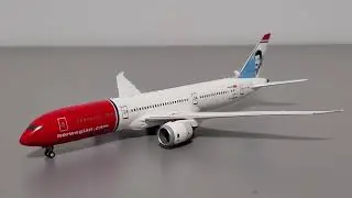 NG Model 1:400 Norwegian Boeing 787-9 Freddie Mercury Tail [LN-LNR] Model Plane Reivew
