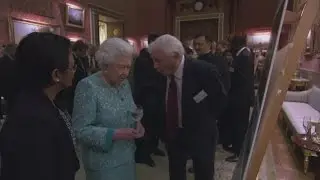 Sir David Attenborough praises Queen for conservation project