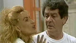 Tutuca, como Clementino, na Pra&ccedil;a &eacute; Nossa