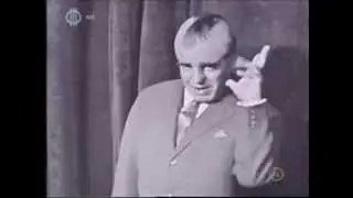 Arkagyij Rajkin --  Valami van