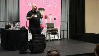 Crown Brush - Premiere DAYSPA Classroom Education