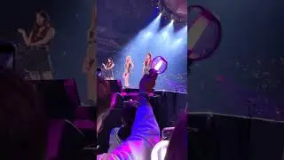Kep1er Xiaoting, Bahiyyih, Yujin Rising to Stage before WA DA DA at KCON LA 2022 220820