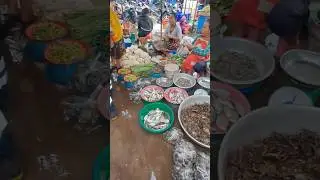 ວັນວ່າງ ເສົາອາທິດ ເລາະຕະຫລາດສົດ #thaifood #laofood #market #morning #shorts #feedshorts #highlights