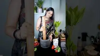 Kakarakaya Ulli Karam. #onionrecipe #onionrecipes #telugufood #telugucooking #vantalu #kakarakaya