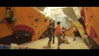 Centrala de escalada in culori noi