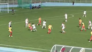 RC Lens - Evian Thonon Grand Gen&egrave;ve on 30.03.2025: a shot is tipped over by the goalkeeper