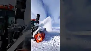 Northern China&rsquo;s Epic Snow Removal & Winter Spectacle ❄️🚜 #rurallife #satisfying #diybuilding
