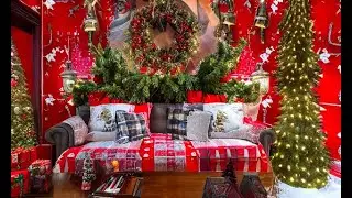 One Hour of Maximalist Christmas Decorations