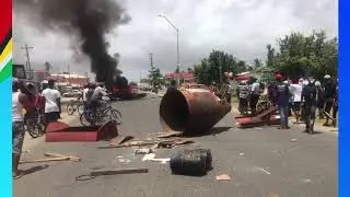 Violent protesting by PPP supporters lead to injury of children and police