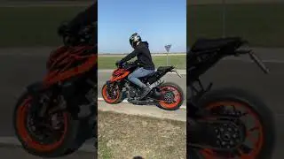 KTM SUPERDUKE 1290R