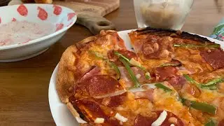 Pizza making Opera 🍕 MOST BORING 6 minutes of pizza making 🤣