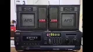 Takai st-0444 XBS stereo cassette player with speakers
