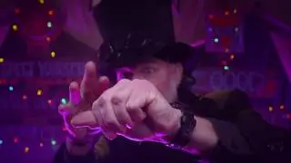 An Amazing Magic Trick with a Large Coin - a Silver Dollar