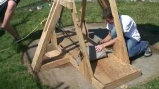 Baloon catapult