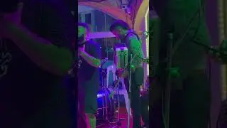 Sammy Ramirez y nelson Reyes bebida gratis y comida