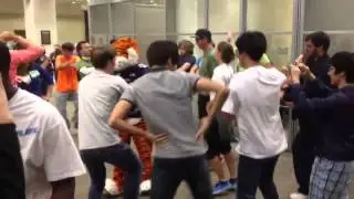 Gangnam Style flash mob in Auburn University Library
