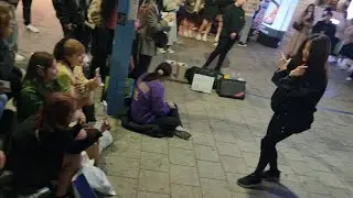 [STREET ARTIST] YU KAGAWA & HYOJIN. INTERACTIVE HONGDAE BUSKING. 230307.